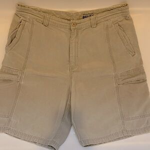 Tommy Bahama Men's Flat Front Cargo Shorts - Cream 44